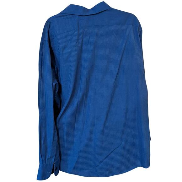 ❄️Men's XXL Van Heusen Fitted Button Down Shirt - Picture 2 of 5